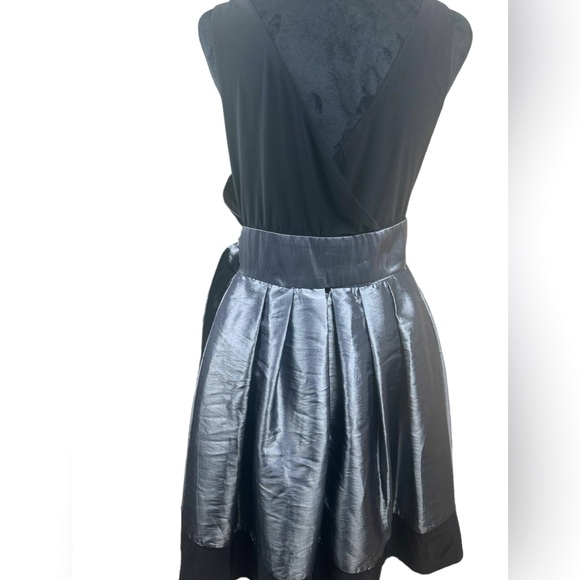 Brand: S.L.Fashions, size: 6, black and silver dress. - Picture 3 of 11